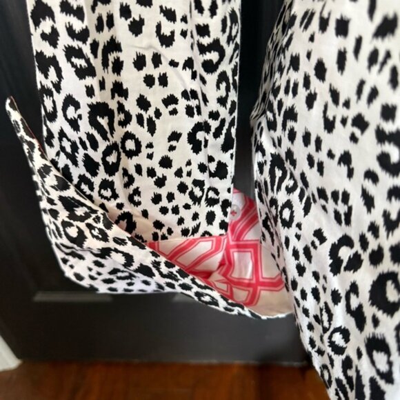 Tizzie Black and White Cheetah Print Pattern Blouse with Contrasting Fabric S - Picture 3 of 11